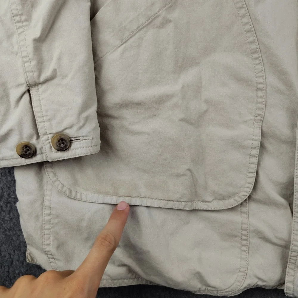Banana Republic single button